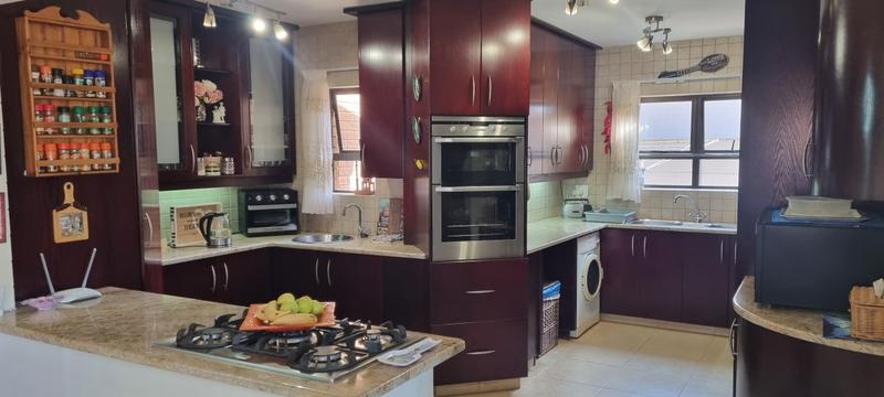 3 Bedroom Property for Sale in Reebok Western Cape